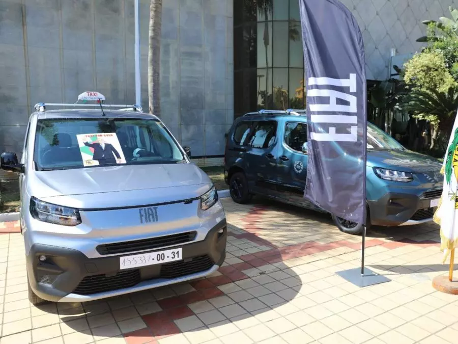 Stellantis : Livraison du premier lot de véhicules Fiat Doblo aux chauffeurs de taxi